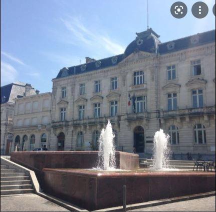 Magasins - 56 m² - 2 pièces