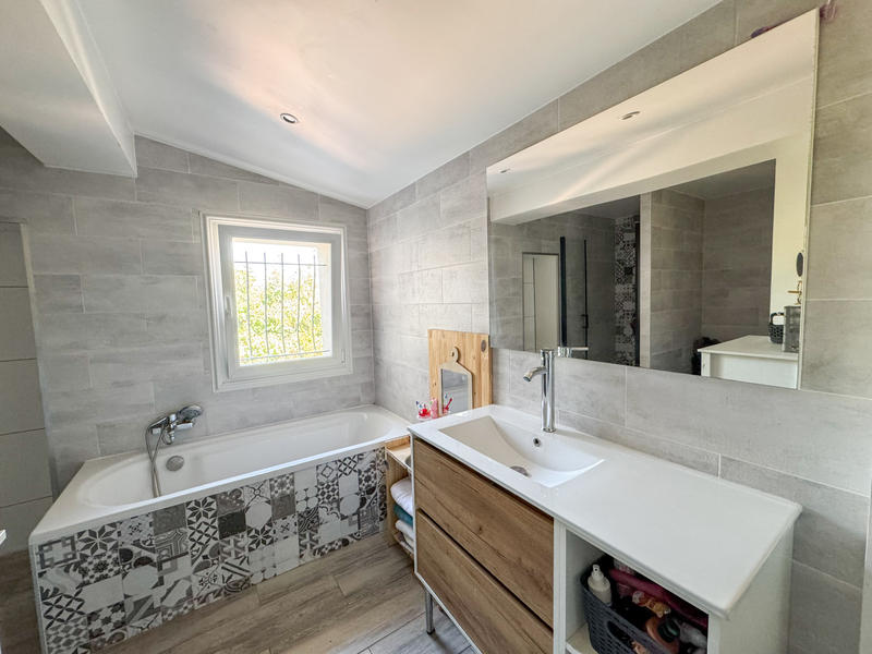 Maison - 141 m² - 6 pièces