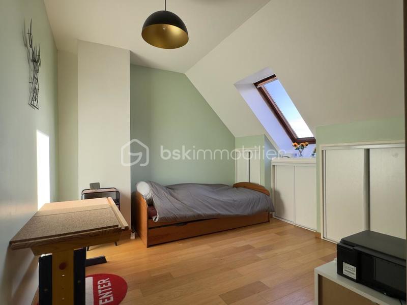 Maison traditionnelle - 130 m² - 6 pièces