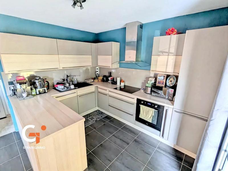 Maison - 104 m² - 4 pièces