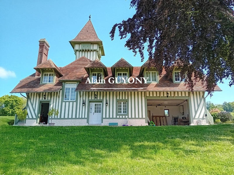 Château - 396 m² - 9 pièces