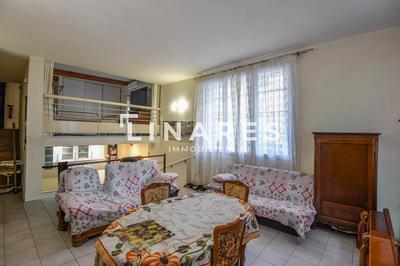 Local commercial - 86 m² - 3 pièces