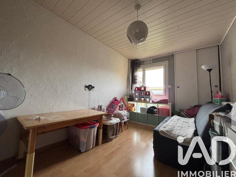 Appartement - 95 m² - 6 pièces