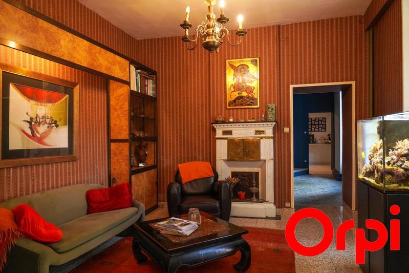 Maison - 275 m² - 7 pièces