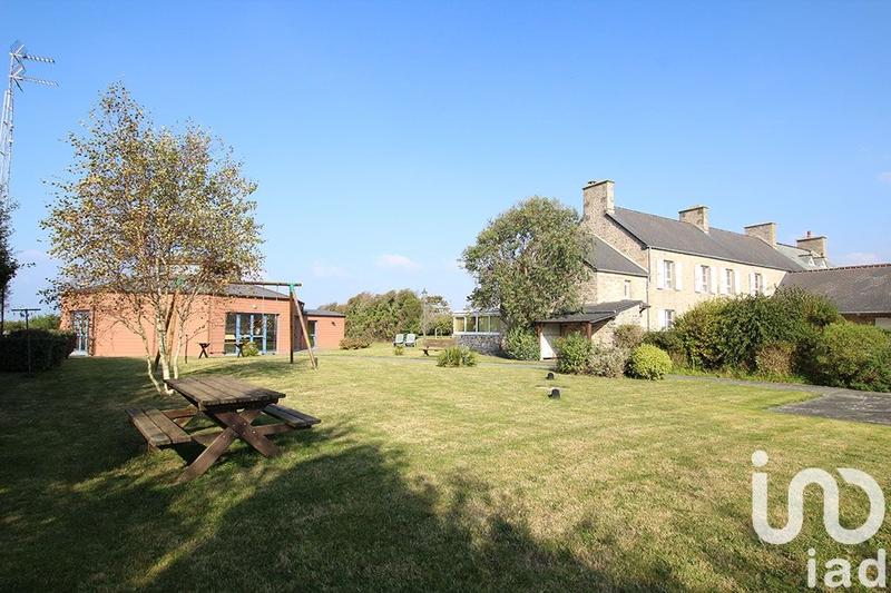 Maison - 465 m² - 17 pièces