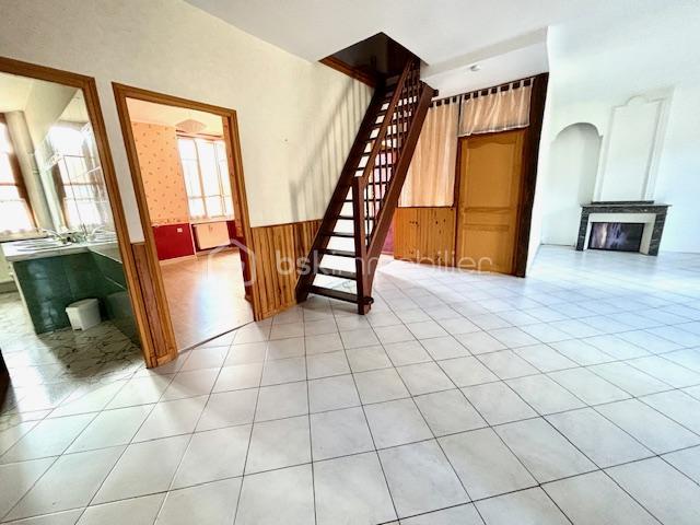 Maison ancienne - 172 m² - 8 pièces