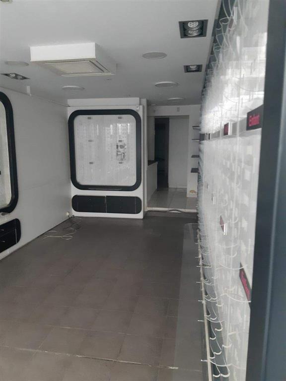 Local commercial - 48 m²
