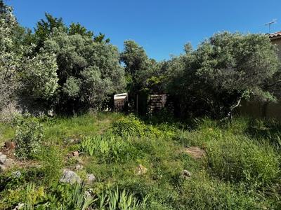 Terrain constructible - 850 m²