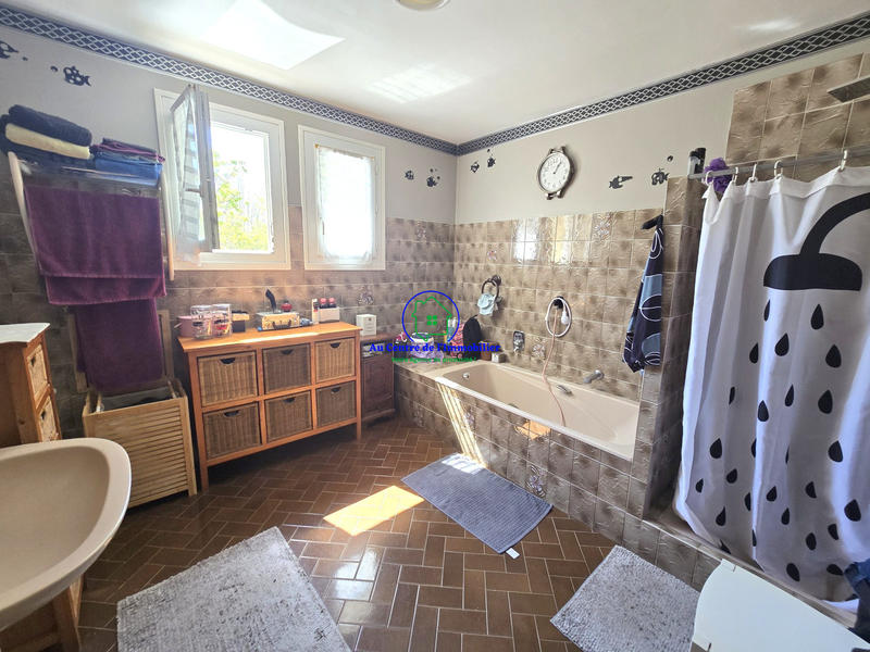 Maison ancienne - 117 m² - 4 pièces