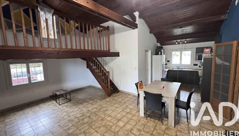 Maison - 94 m² - 5 pièces