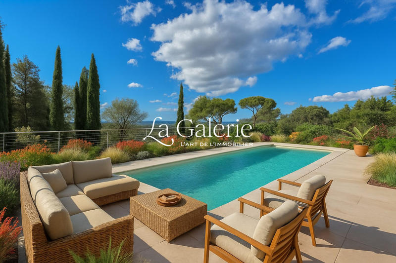 Villa - 225 m² - 6 pièces