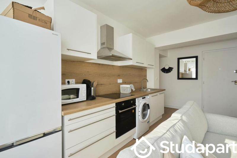 Chambre - 10 m² - 1 pièce