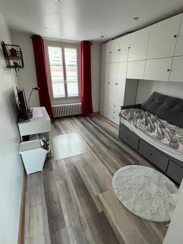 Maison - 127 m² - 7 pièces