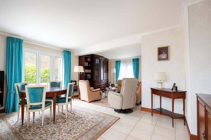 Maison - 134 m² - 7 pièces