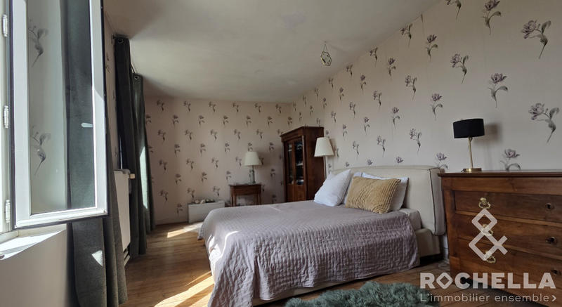 Maison ancienne - 228 m² - 8 pièces