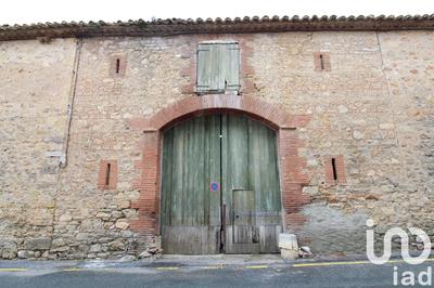 Maison - 400 m² - 1 pièce