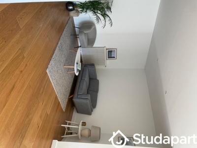 Chambre - 78 m² - 1 pièce