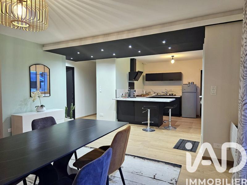 Maison - 100 m² - 6 pièces