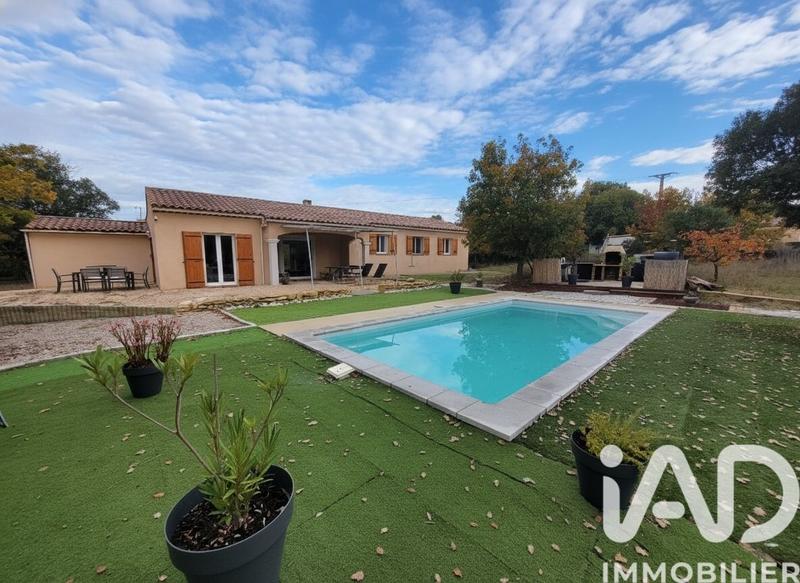 Maison - 122 m² - 6 pièces