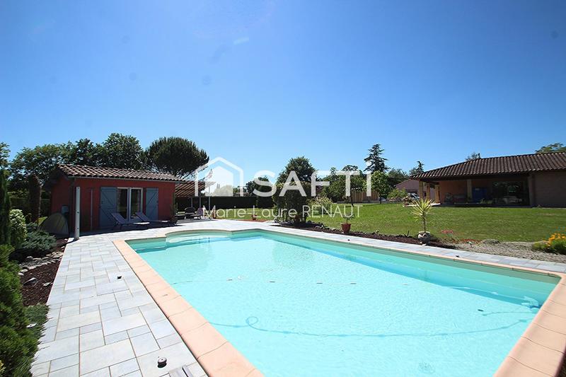 Villa - 254 m² - 8 pièces