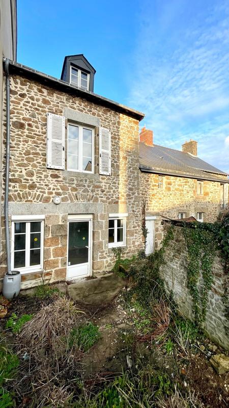 Maison de ville - 187 m² - 10 pièces