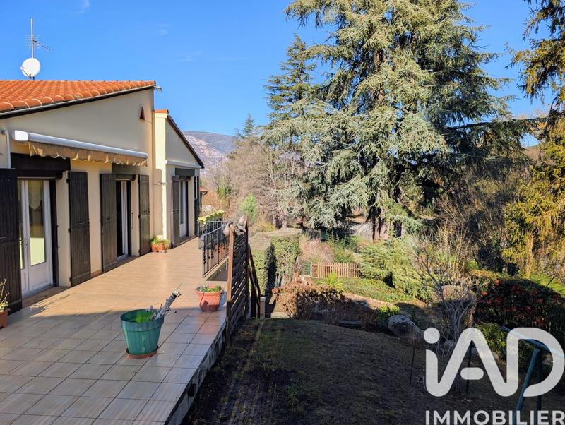 Maison - 170 m² - 6 pièces