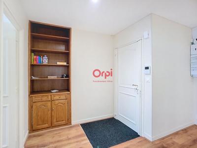 Appartement - 90 m² - 4 pièces