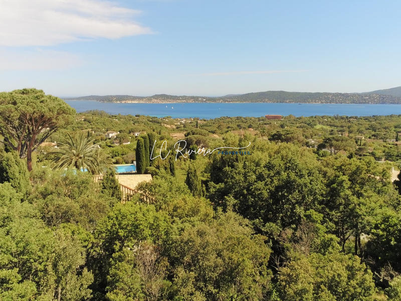 Villa - 250 m² - 7 pièces