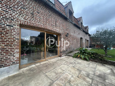 Corps de ferme - 260 m² - 8 pièces