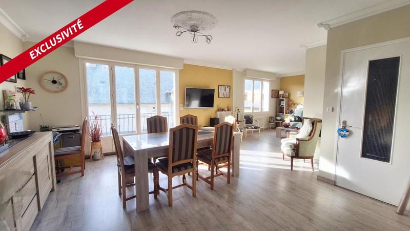 Maison - 189 m² - 9 pièces