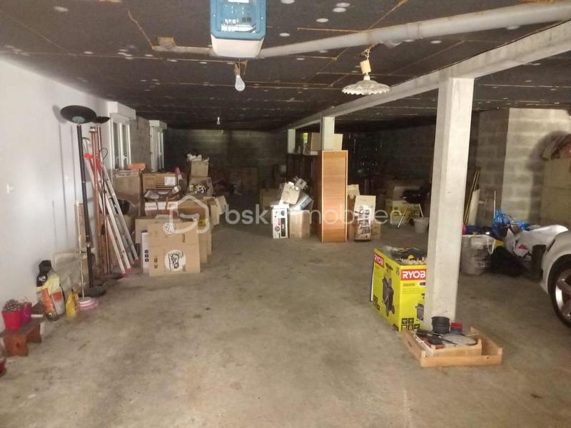 Villa - 177 m² - 6 pièces