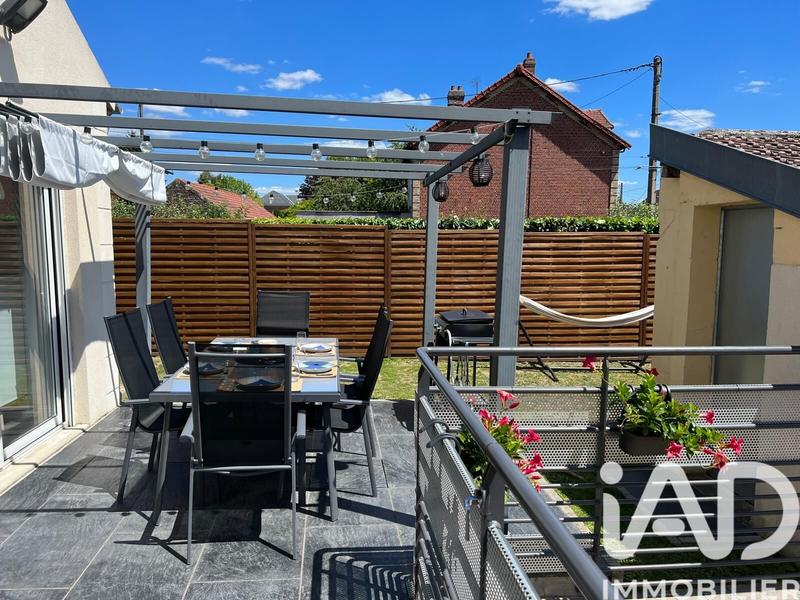 Maison - 85 m² - 4 pièces