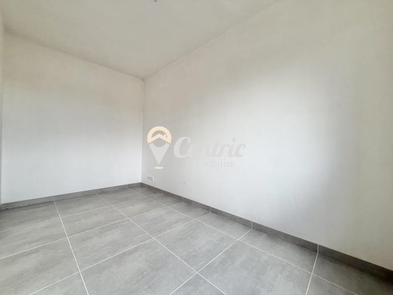 Maison - 111 m² - 4 pièces