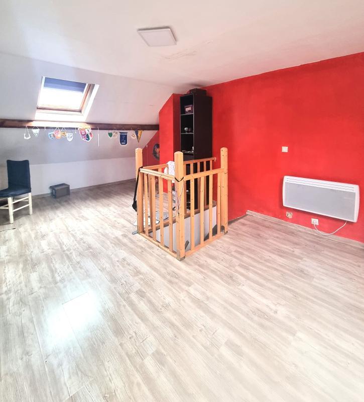 Maison - 107 m² - 6 pièces