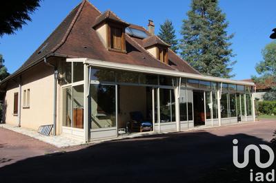 Maison - 180 m² - 5 pièces