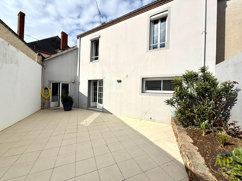 Maison de ville - 158 m² - 6 pièces