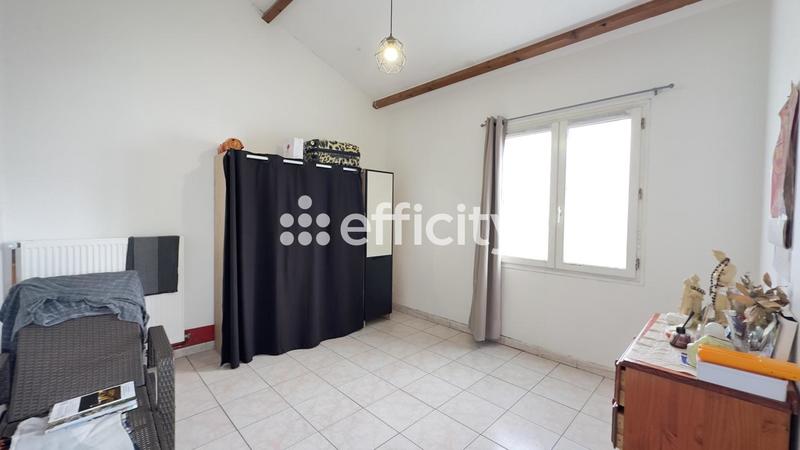 Maison - 205 m² - 8 pièces