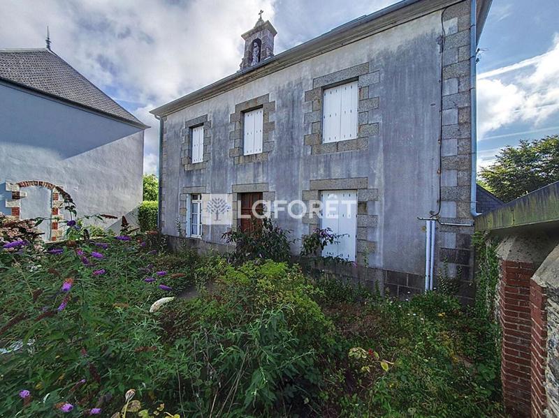 Maison - 382 m² - 18 pièces