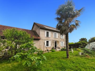 Maison bourgeoise - 172 m² - 6 pièces