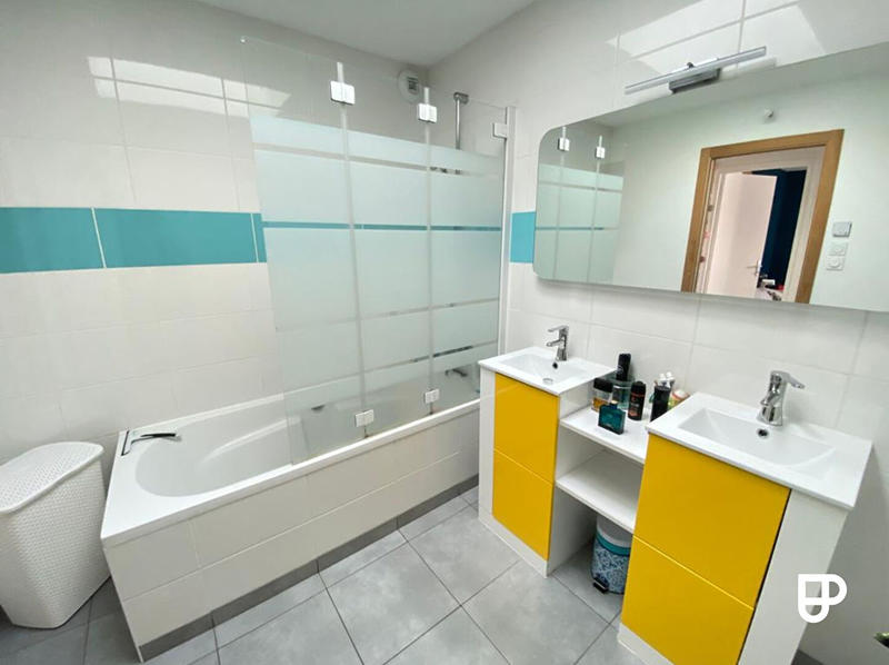 Maison - 107 m² - 5 pièces