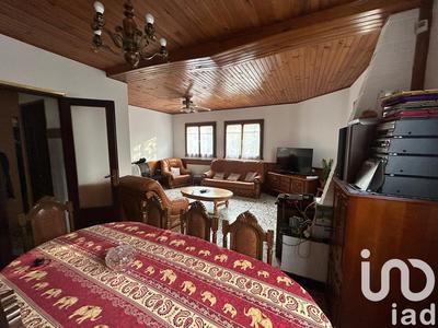 Maison - 92 m² - 5 pièces