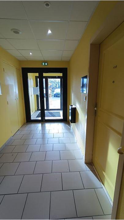 Local commercial - 56 m² - 1 pièce