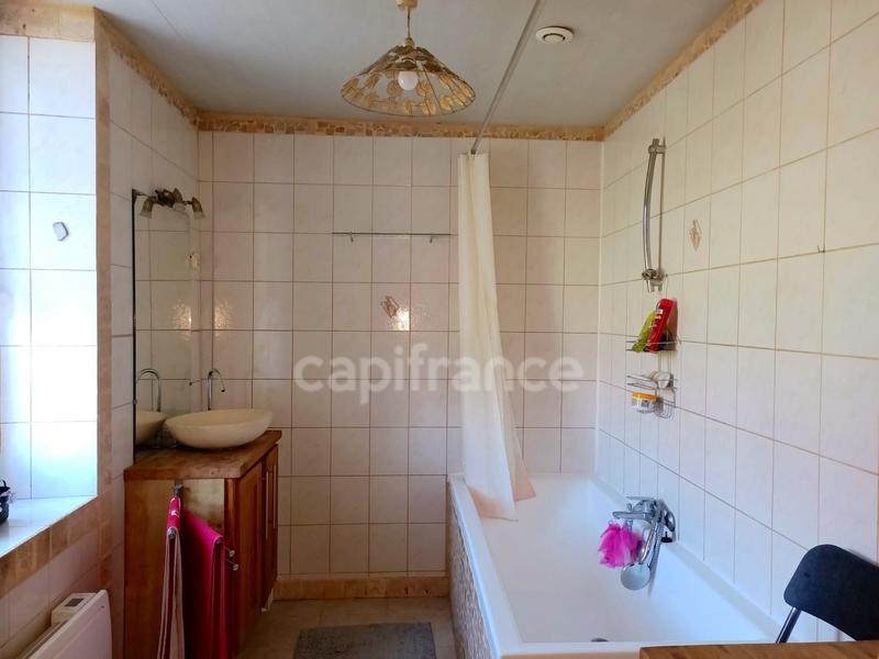 Maison - 268 m² - 7 pièces