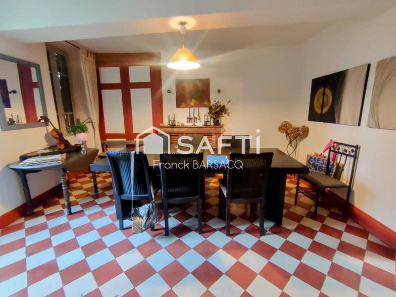 Maison - 182 m² - 7 pièces