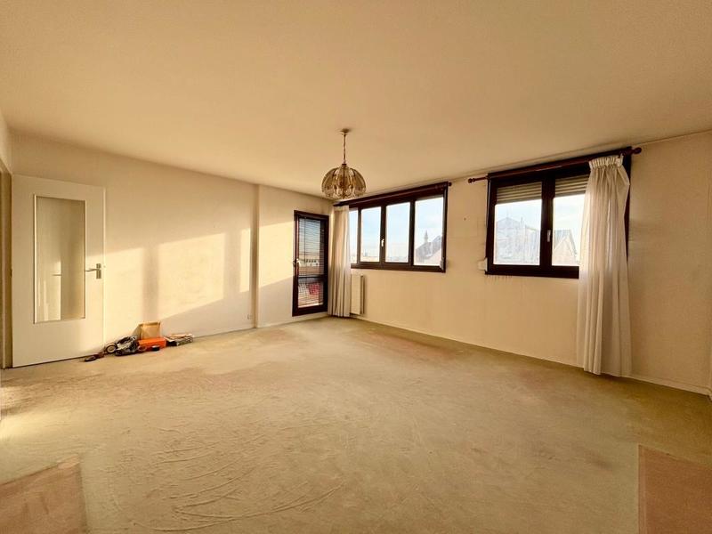 Appartement - 86 m² - 4 pièces