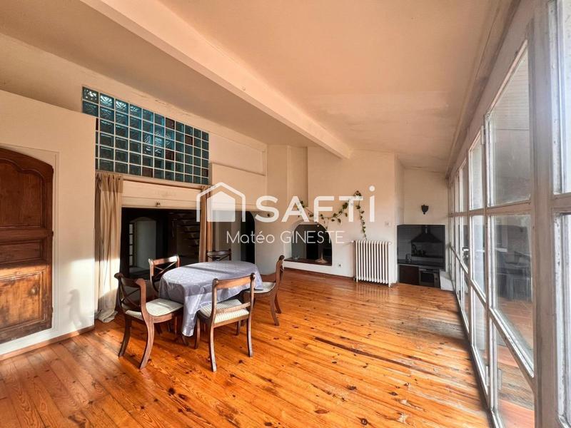 Maison - 192 m² - 9 pièces