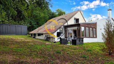 Maison - 103 m² - 4 pièces