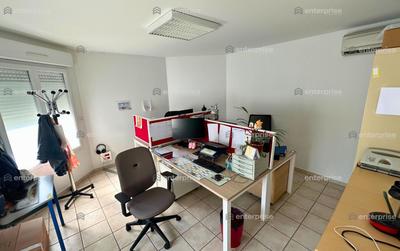 Bureau - 226 m²