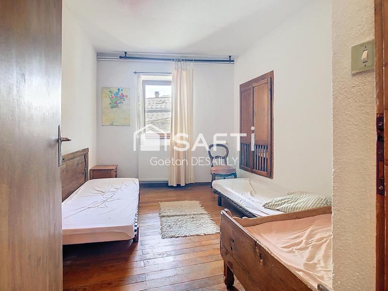 Maison de village - 265 m² - 8 pièces