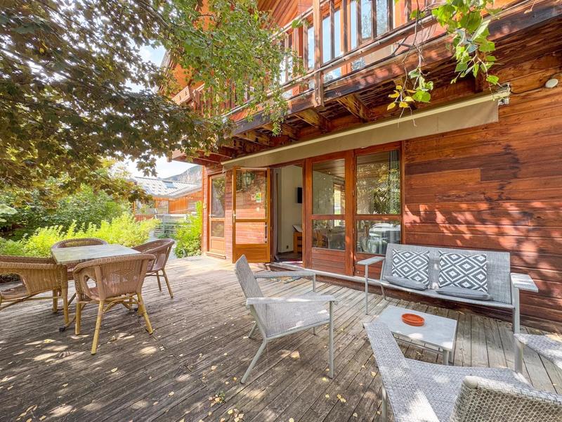 Maison - 839 m² - 14 pièces